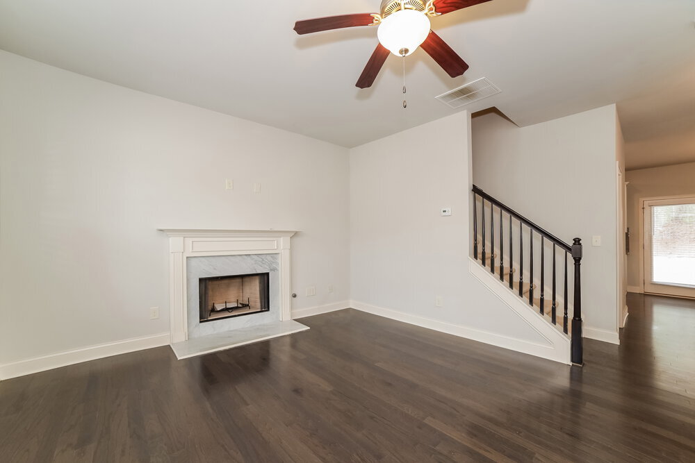 Building Photo - 89 Greatwood Ln