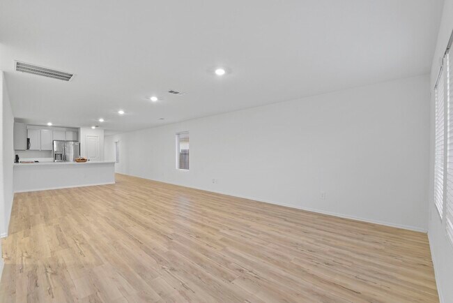 Building Photo - 22156 Juniper Crossing Dr