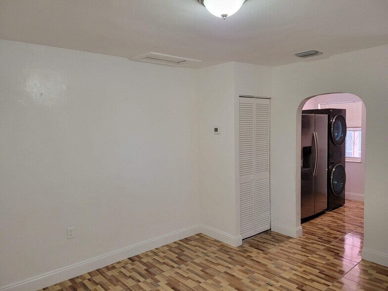 Living Room - 1646 NE 150th ST