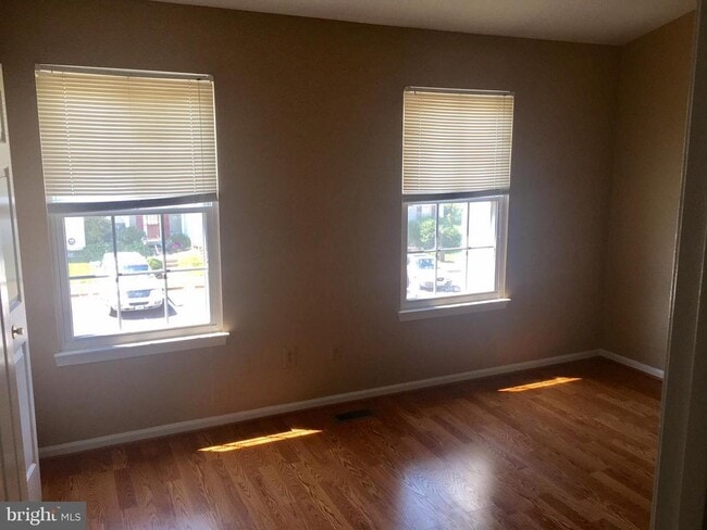 Building Photo - 14746 Green Park Way