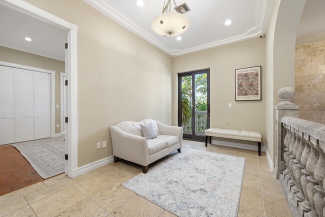 Building Photo - 10270 SW 58th St