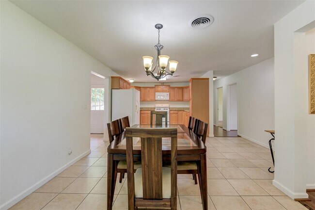 Building Photo - 3602 Galway Ln