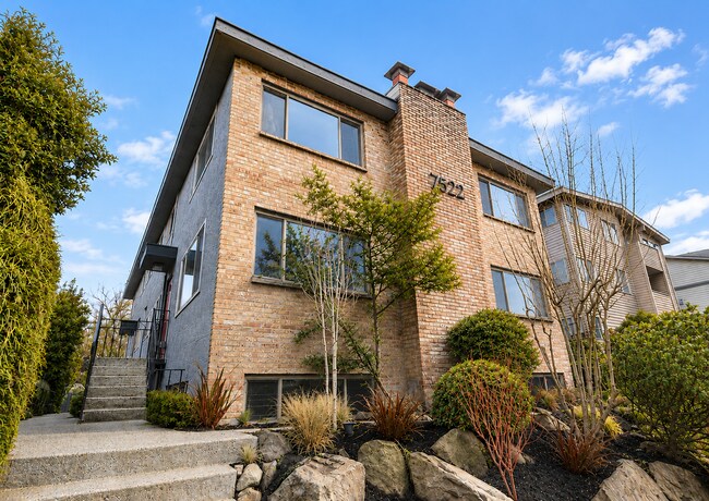 Building Photo - 24th Ave Apartments