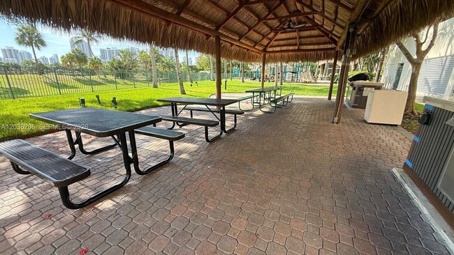 Building Photo - 19501 W Country Club Dr