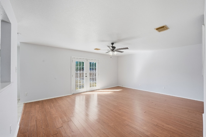 Building Photo - 535 Centro Hermosa