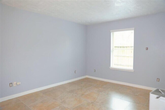 Building Photo - 17427 Lobo Trail