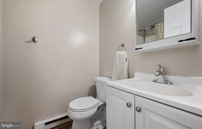 Building Photo - 163 Denny Ln