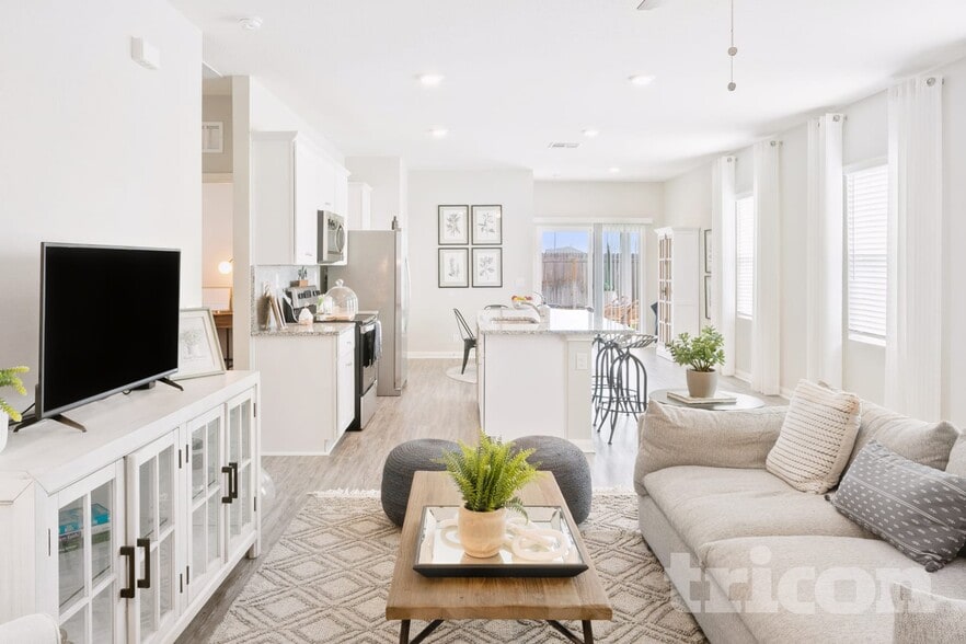 Building Photo - 7438 Asp Point