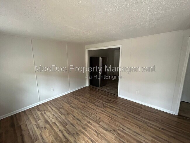 Building Photo - 116 Loch Ln Dr