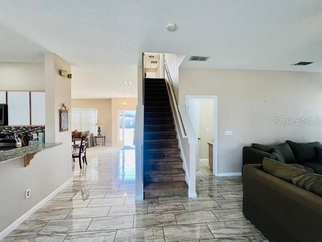 Building Photo - 439 Bloomingdale Dr