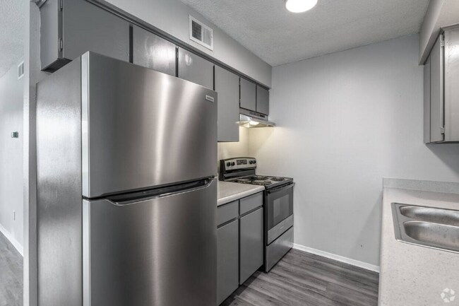 Building Photo - 55 N Ranchwood Blvd