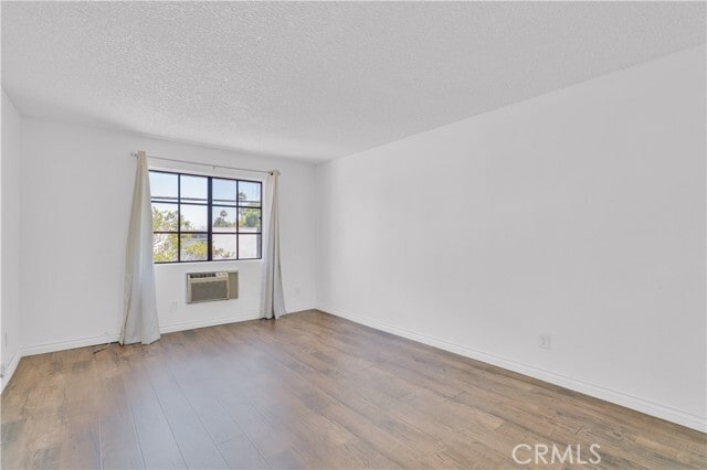 Building Photo - 18530 Hatteras St