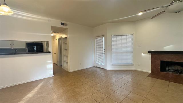 Building Photo - 4430 Point Blvd