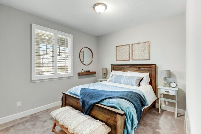 Building Photo - Beautiful 4-Bedroom, 3-Bath Home on a Quiet Cul-de-Sac in Woodland