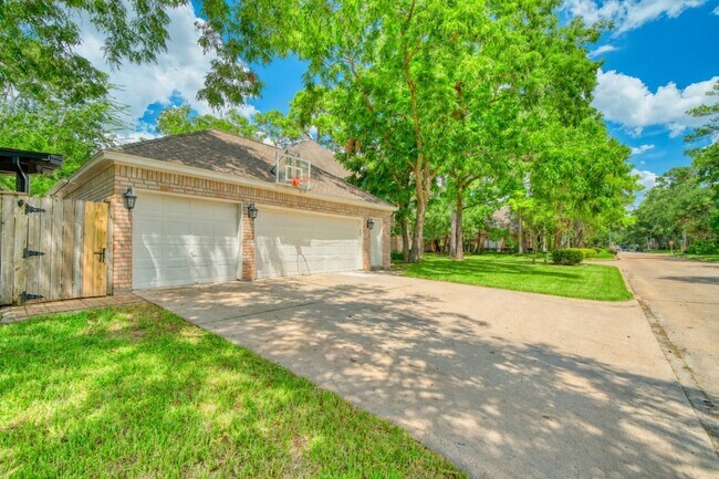 Building Photo - 14203 Championship Ln