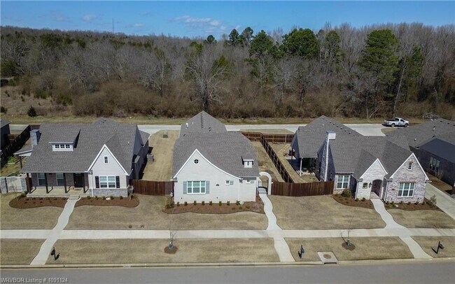 Building Photo - 8115 Donnington Ct