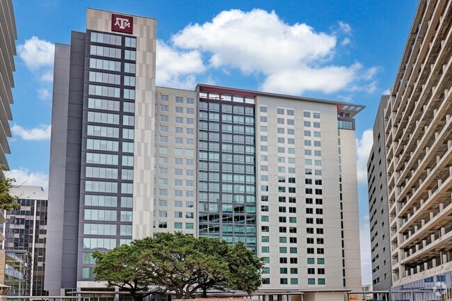 Building Photo - Life Tower