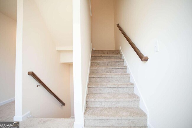Building Photo - 4355 Almanor Cir