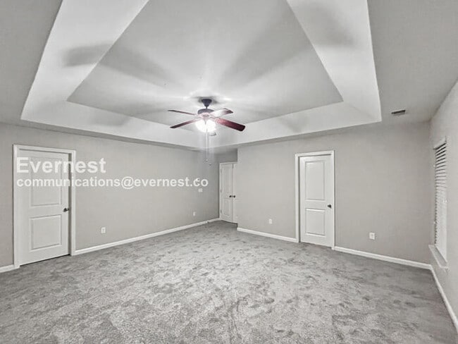 Building Photo - 3628 Hampshire Walk SW