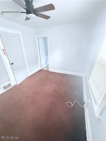 Building Photo - 14011 Glendale Ave