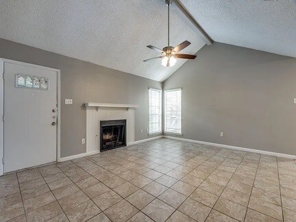 Building Photo - 4045 Evergreen St