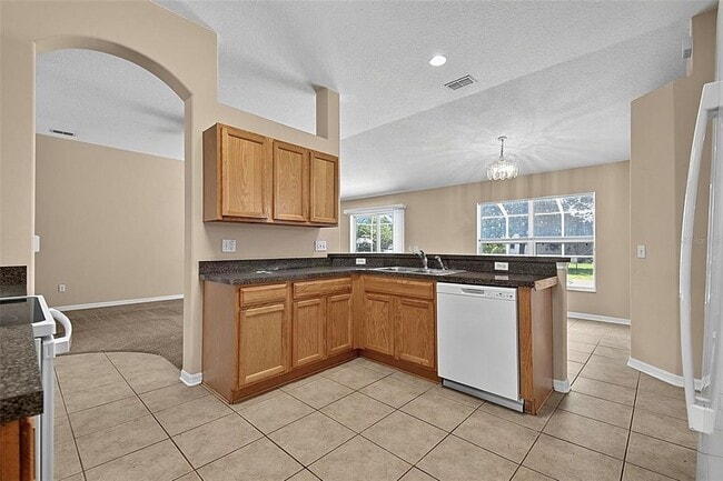 Building Photo - 132 Berkshire Ln