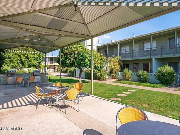 Building Photo - 1702 W Tuckey Ln