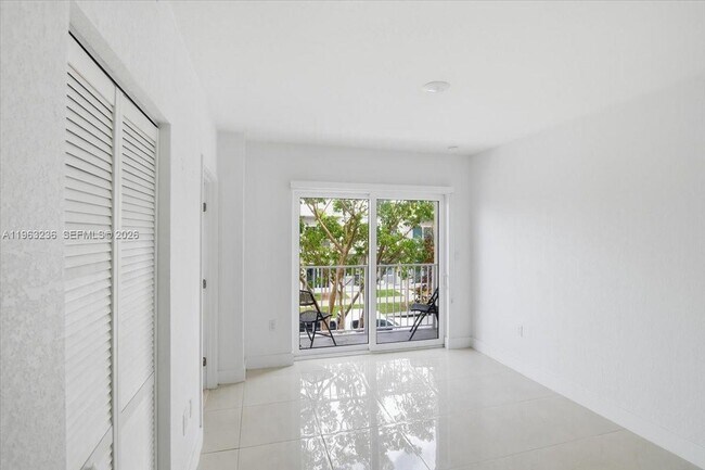 Building Photo - 25874 SW 144th Ct