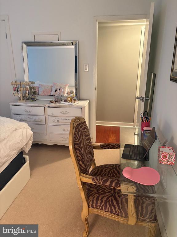 Building Photo - 219 S 18th St