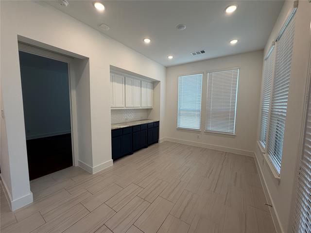 Building Photo - 3508 Mescalbean Dr