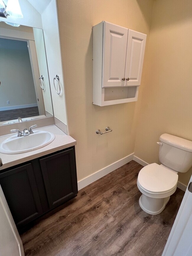 Building Photo - Remodeled Home with New Flooring, Quart Counters, W/D, Fenced Yard, Parking & MORE!