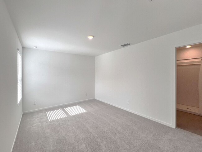 Building Photo - 3443 Rover Rd