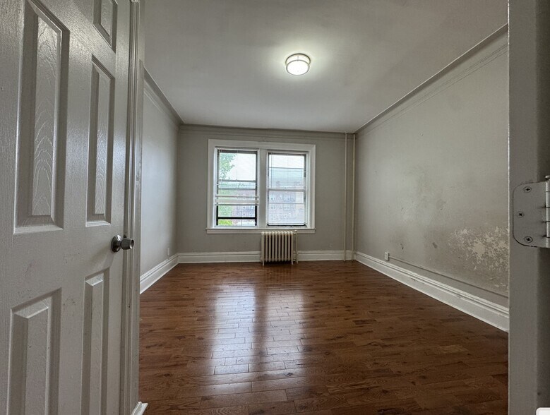 93 Fairview Ave D6 - 90 Fairview Ave
