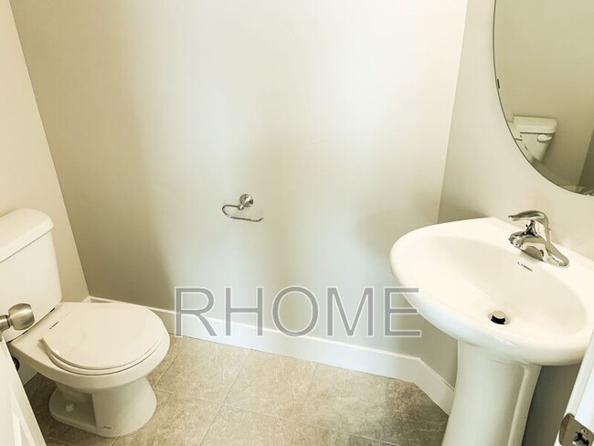 Building Photo - 5107 W Tyce Ln