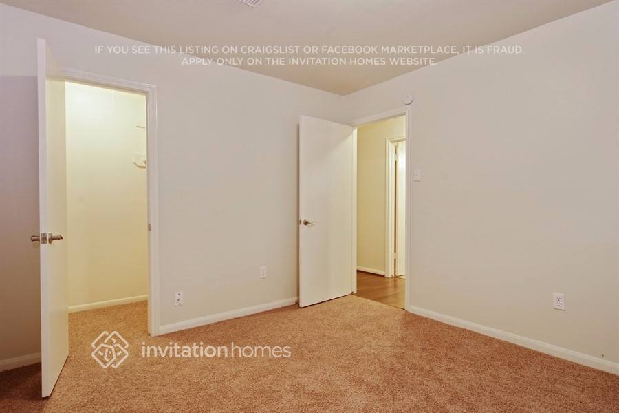 Building Photo - 25502 Hickory Valley Ln