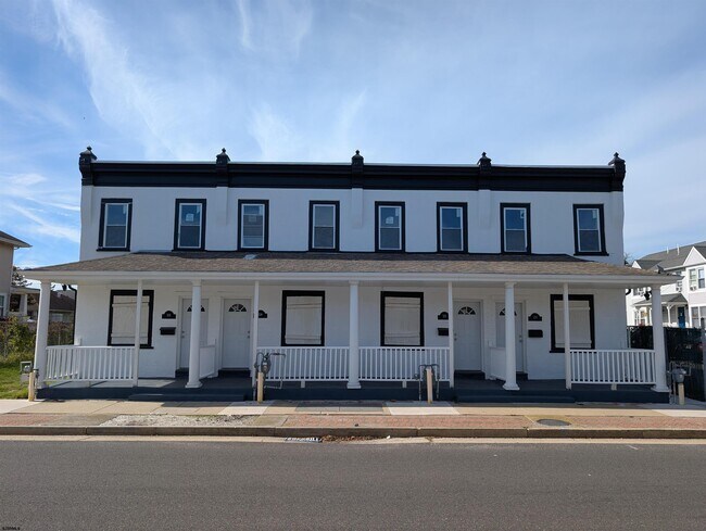 Primary Photo - 124 N Delaware Ave
