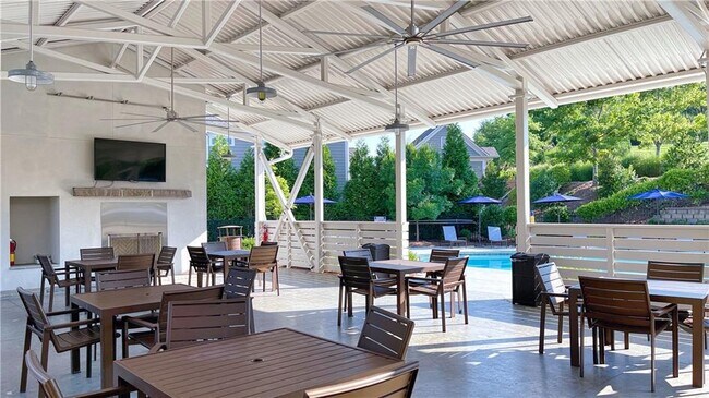 Building Photo - 6030 Richwood Cir
