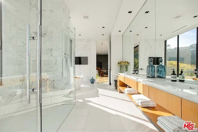 Building Photo - 1331 Belfast Dr