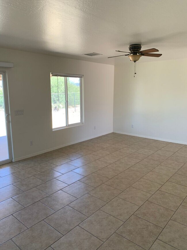 Building Photo - 4552 Ghost Rider Way