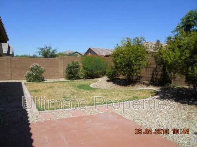 Building Photo - 14230 W Calavar Rd