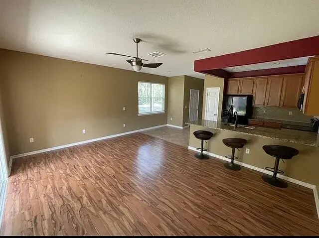 Building Photo - 5934 Pavilion Dr