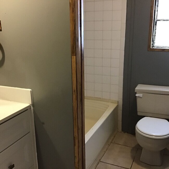 Building Photo - 108 Sandy Beach Ln