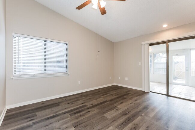 Building Photo - 40 Wicklow Cir