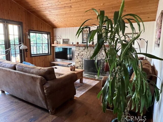 Building Photo - 456 S Skyline Dr