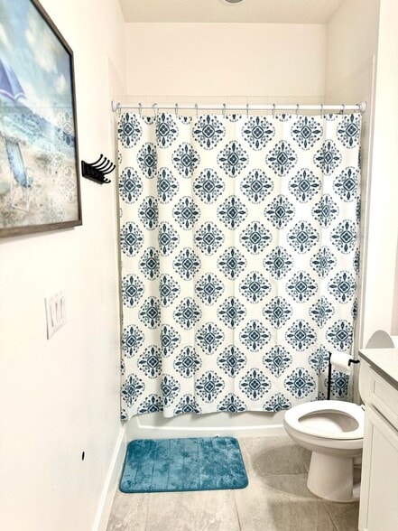 Building Photo - 5613 De Coronado Dr