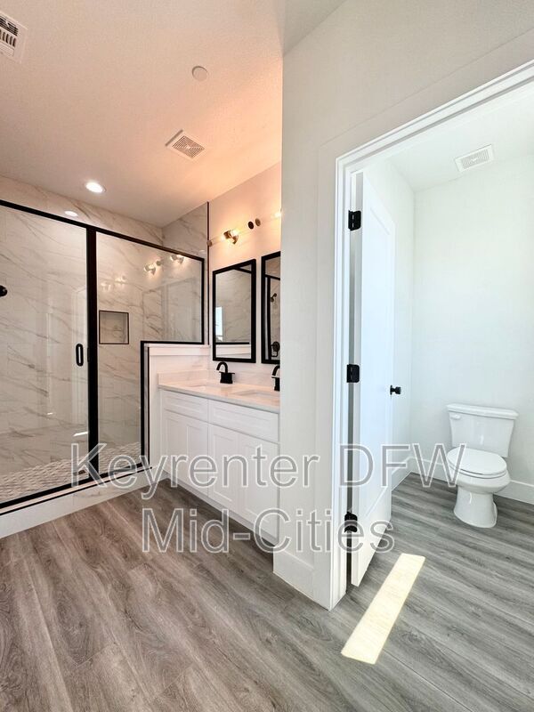 Building Photo - 7302 Uloho Wy