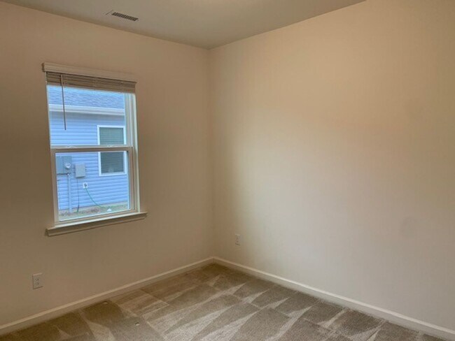 Building Photo - 1149 Noor Ln
