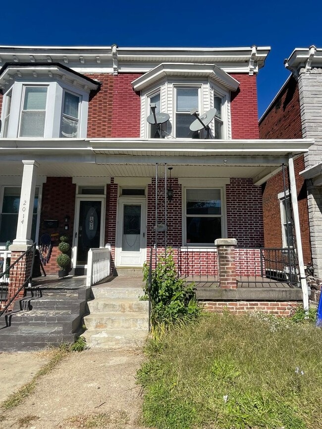 Building Photo - 3 Bedroom Single Family Home in Harrisburg!