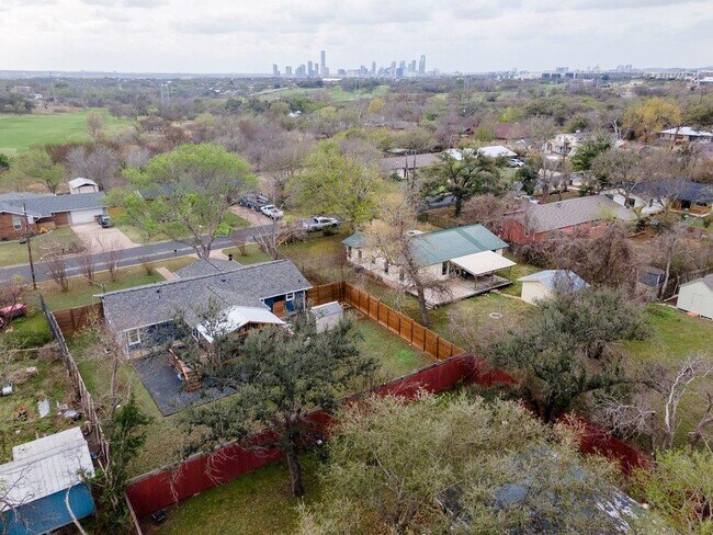 Building Photo - 3404 Touchstone St