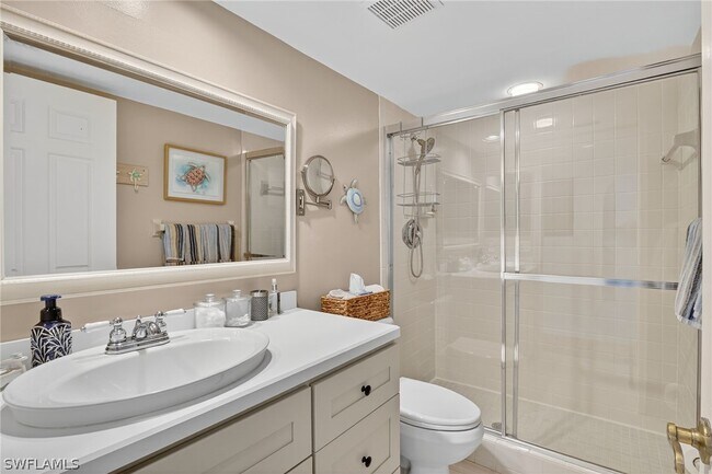 Building Photo - 705 Augusta Blvd